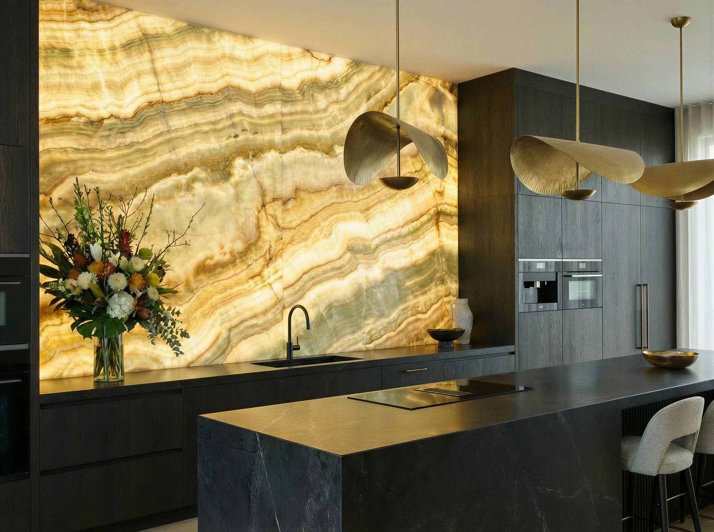 hinterleuchtete_rueckwand_onyx_2