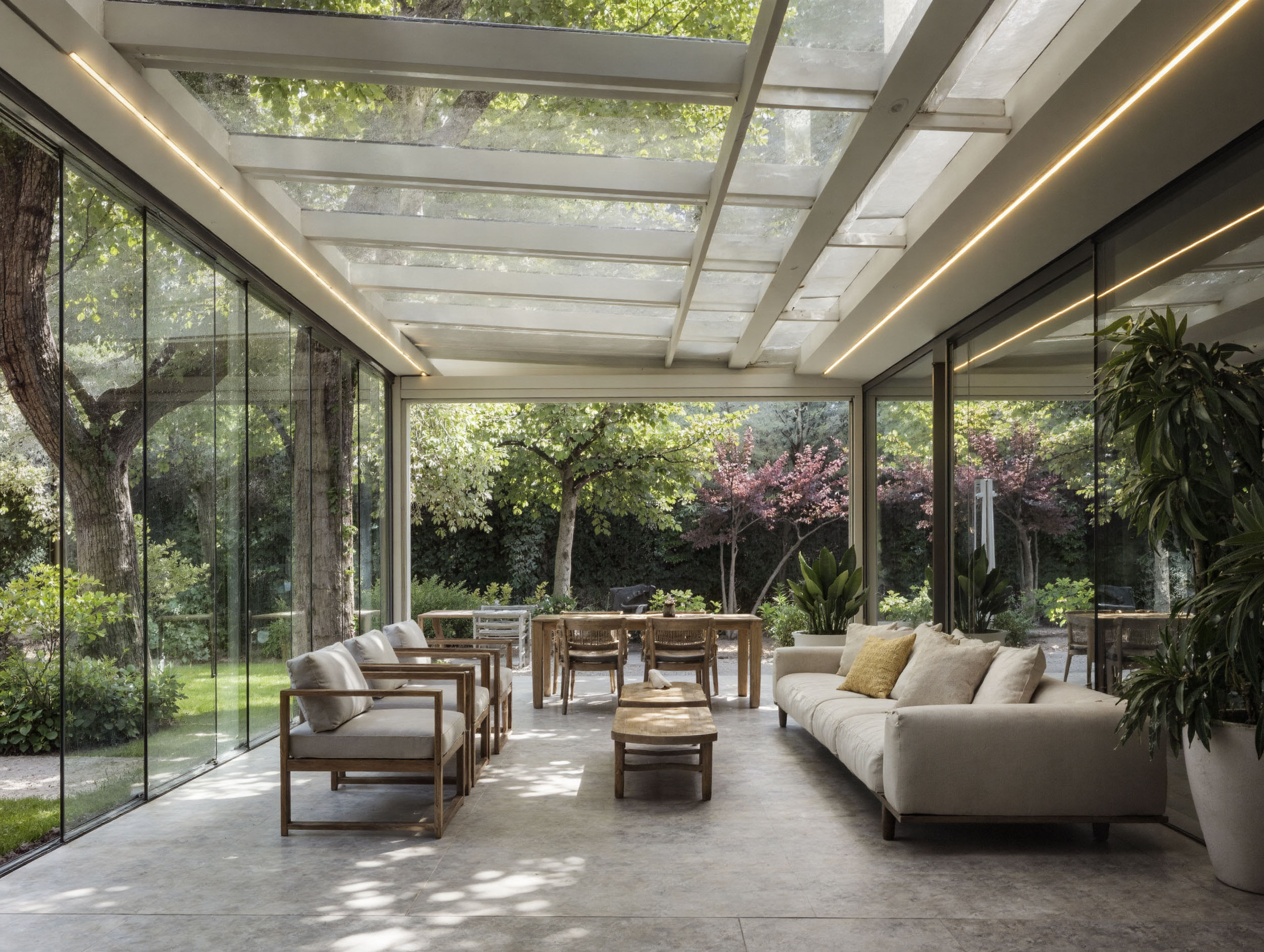 Glas_Aussenbereich_Pergola_2
